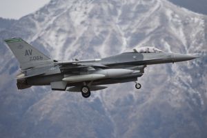 aviano february 04  2012 nickel33 f 16cm 89 2068 555thfs 31stfw aviano ab  italy rtb from zaragoza tdy